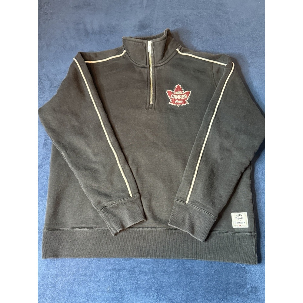 Roots Canada 1/4 Zip Sweater Mens Medium Black Embroidered Maple Leaf Pullover